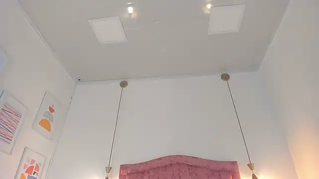 aprill21  online show from March 12, 2025, 2:45 pm