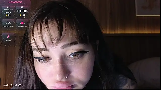 Snapshot of Coralie20_ chatting on April 28, 2026, 10:31 am Coralie20 online show from April 28, 2026, 10:31 am