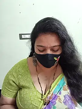 neelu-hoty online show from February 2, 2026, 5:00 pm