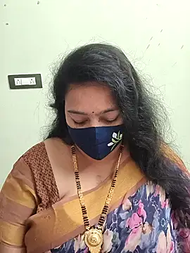 neelu-hoty online show from February 9, 2026, 8:40 am