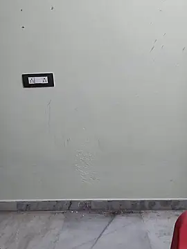 neelu-hoty online show from February 16, 2026, 8:43 am