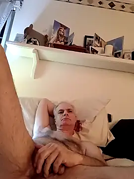 Snapshot of Hand69someguy chatting on December 7, 2024, 6:54 am Hand69someguy online show from December 7, 2024, 6:54 am