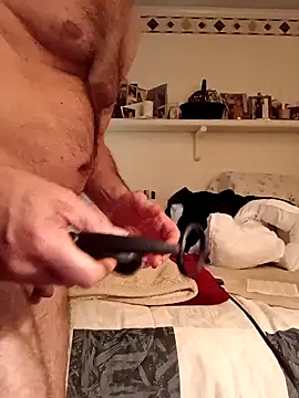 Snapshot of Hand69someguy chatting on December 11, 2024, 2:19 am Hand69someguy online show from December 11, 2024, 2:19 am