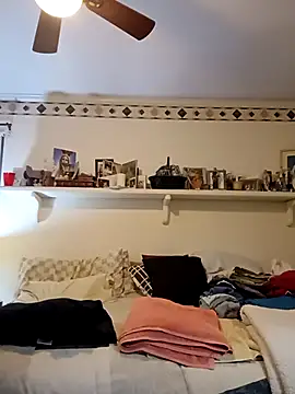 Snapshot of Hand69someguy chatting on October 2, 2025, 11:01 pm Hand69someguy online show from October 2, 2025, 11:01 pm