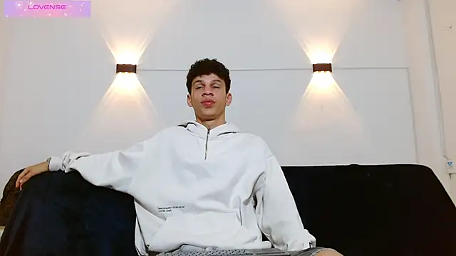 Snapshot of jeff_ross chatting on October 7, 2025, 2:53 am jeff ross online show from October 7, 2025, 2:53 am