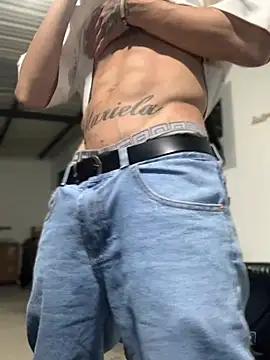 Snapshot of 27powercm chatting on February 1, 2026, 6:34 am 27powercm online show from February 1, 2026, 6:34 am