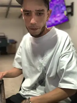 Snapshot of 27powercm chatting on February 4, 2026, 10:36 pm 27powercm online show from February 4, 2026, 10:36 pm