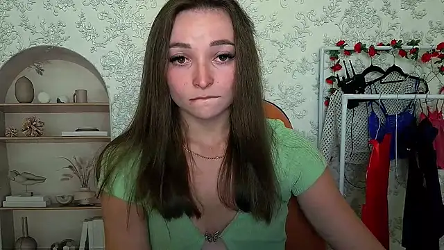 Snapshot of _Barbie_Kiss_ chatting on September 26, 2025, 3:27 pm Barbie Kiss online show from September 26, 2025, 3:27 pm