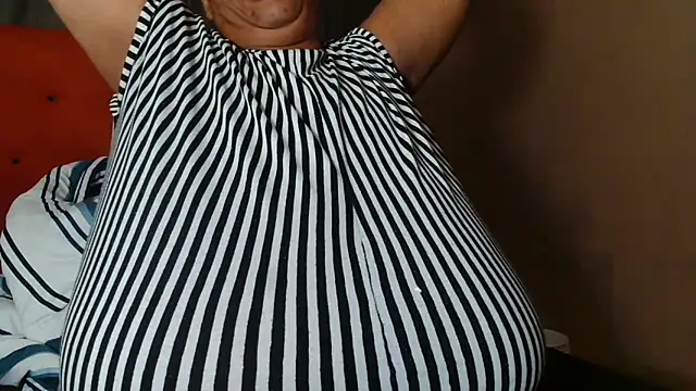 tinagiant online show from March 10, 2026, 5:56 am