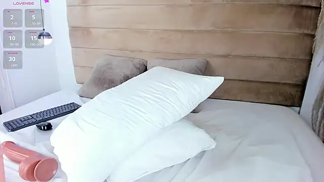 Snapshot of IsabellaJonns chatting on December 5, 2024, 7:16 am IsabellaJonns online show from December 5, 2024, 7:16 am