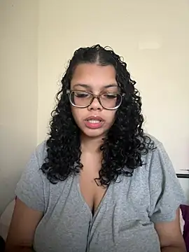 Snapshot of kelsmx chatting on December 18, 2024, 2:49 pm kelsmx online show from December 18, 2024, 2:49 pm