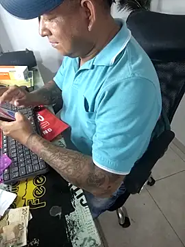 Snapshot of siatodo02 chatting on April 16, 2026, 11:51 pm siatodo02 online show from April 16, 2026, 11:51 pm