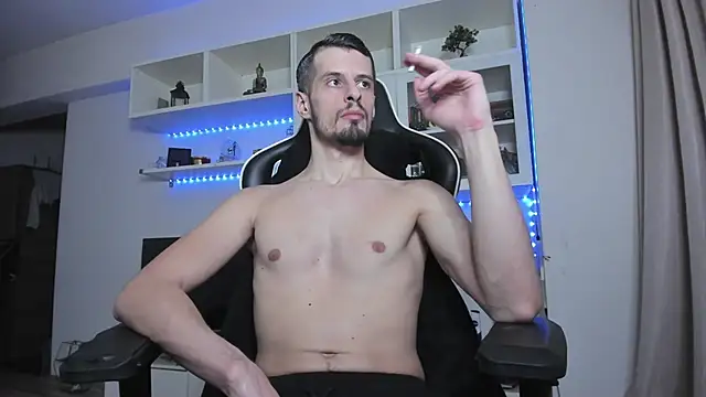 ToddClaytonn online show from December 21, 2025, 1:35 am