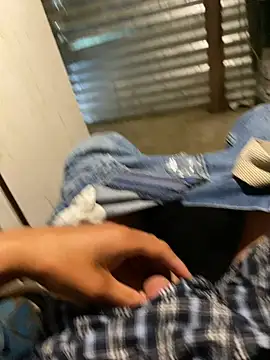 littybrowela12 online show from November 18, 2025, 8:52 am