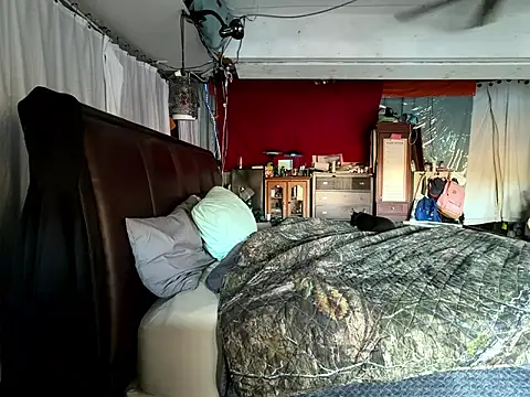 PeytonJohnn online show from January 16, 2026, 1:37 pm