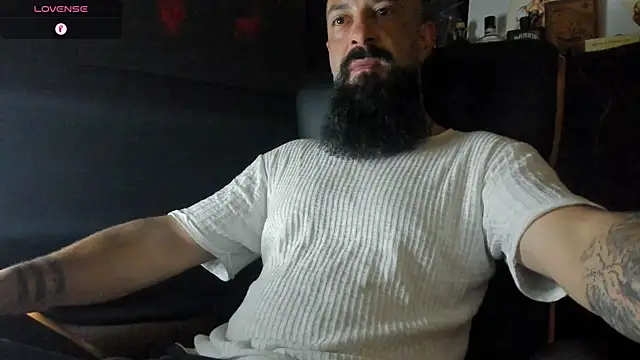 Snapshot of axxelrich_ chatting on September 25, 2025, 2:59 am axxelrich  online show from September 25, 2025, 2:59 am