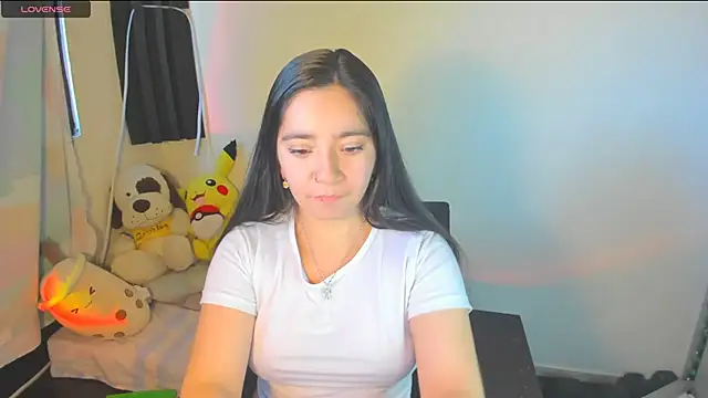 Snapshot of litle_mily_ chatting on April 25, 2026, 9:56 pm litle mily online show from April 25, 2026, 9:56 pm