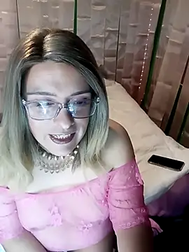 Snapshot of JOSSYANNE chatting on September 26, 2025, 4:38 am JOSSYANNE online show from September 26, 2025, 4:38 am