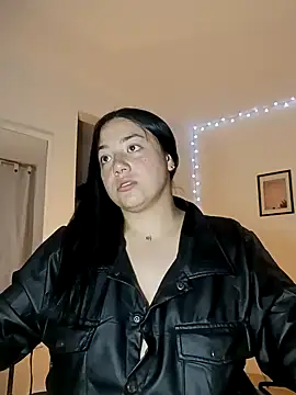 Snapshot of helena_smith chatting on December 7, 2024, 4:31 am helena smith online show from December 7, 2024, 4:31 am