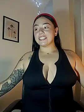 Snapshot of helena_smith chatting on February 4, 2025, 4:26 am helena smith online show from February 4, 2025, 4:26 am