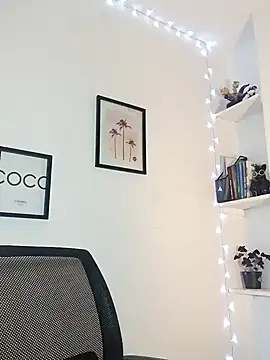 Snapshot of helena_smith chatting on February 10, 2025, 5:03 am helena smith online show from February 10, 2025, 5:03 am