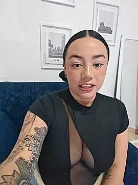 helena smith online show from February 9, 2026, 4:05 am