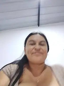 Snapshot of Horny-Mommy-Dirty chatting on May 22, 2026, 2:51 am Horny-Mommy-Dirty online show from May 22, 2026, 2:51 am