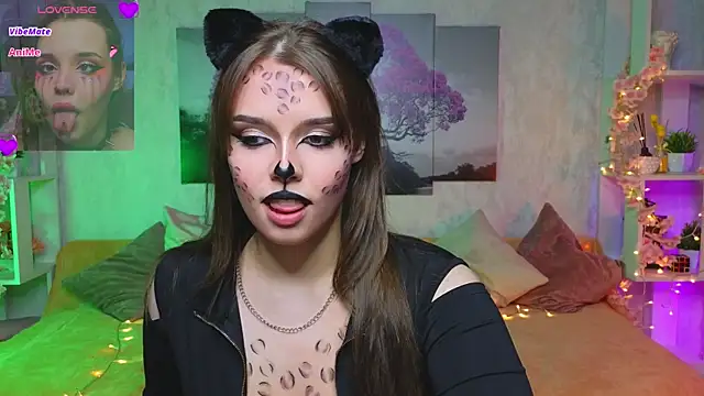 DorisGaillard online show from March 6, 2025, 6:05 pm