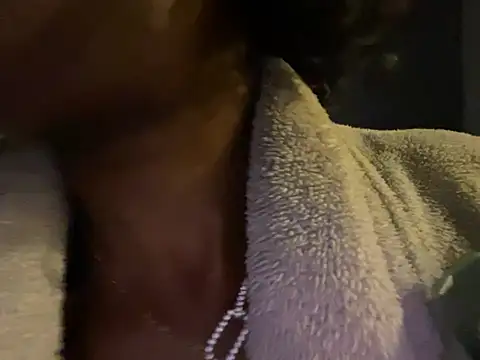 wynterheat online show from March 29, 2026, 1:38 am