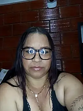 Snapshot of Sikiu_40 chatting on February 5, 2025, 1:26 am Sikiu 40 online show from February 5, 2025, 1:26 am