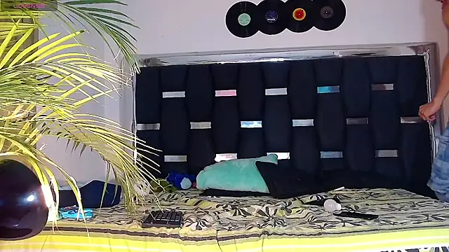 Snapshot of RyanRizzo chatting on January 30, 2025, 1:55 am RyanRizzo online show from January 30, 2025, 1:55 am