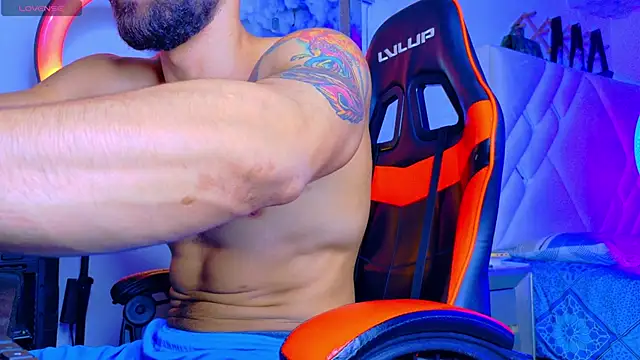 Rich boy01 online show from March 1, 2026, 3:19 am