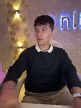 Logan smith1 online show from January 7, 2026, 7:44 am