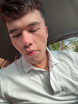 Logan smith1 online show from April 16, 2026, 8:31 pm