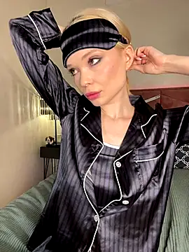 Snapshot of dollfromvenus chatting on September 26, 2025, 6:34 pm dollfromvenus online show from September 26, 2025, 6:34 pm