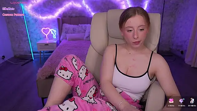 SilverrMoon online show from February 25, 2025, 11:11 pm