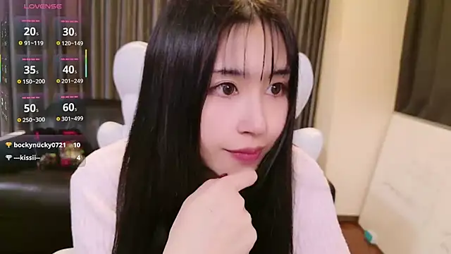 -satomi-jp online show from November 28, 2025, 1:25 pm