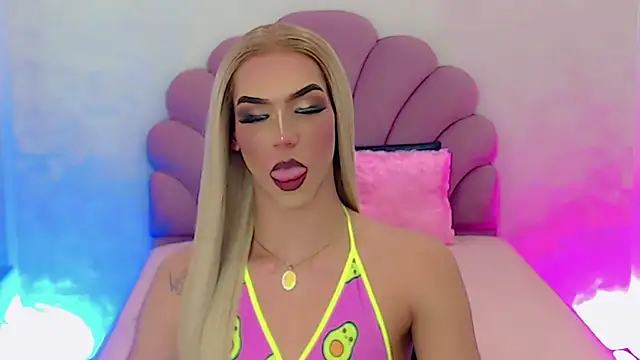 Snapshot of briana_sex32 chatting on February 2, 2025, 6:48 am briana sex32 online show from February 2, 2025, 6:48 am