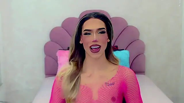 Snapshot of briana_sex32 chatting on March 3, 2025, 4:58 am briana sex32 online show from March 3, 2025, 4:58 am