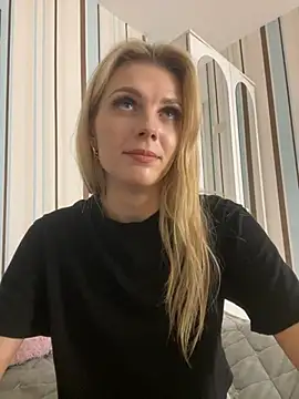 Snapshot of Liya_my chatting on February 20, 2025, 7:19 pm Liya my online show from February 20, 2025, 7:19 pm