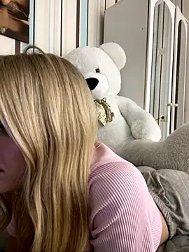 Snapshot of Liya_my chatting on October 7, 2025, 6:49 pm Liya my online show from October 7, 2025, 6:49 pm