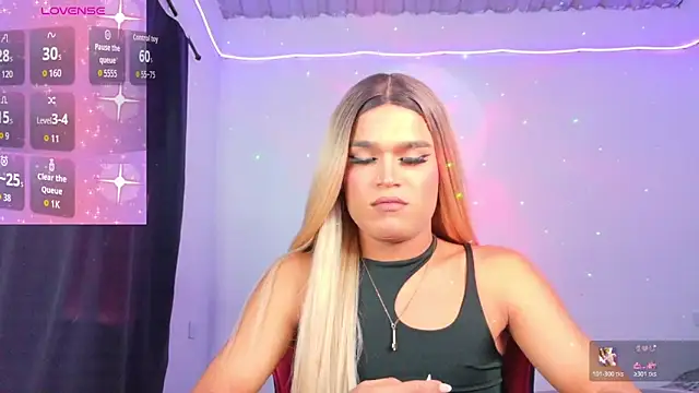 AllisonsweetZ online show from November 16, 2025, 2:22 pm