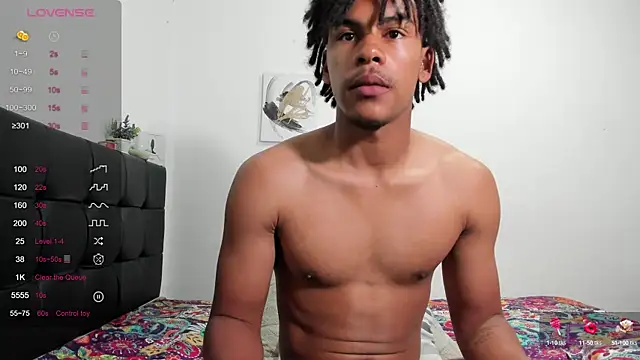 RoddyRich11 online show from October 5, 2025, 10:18 pm