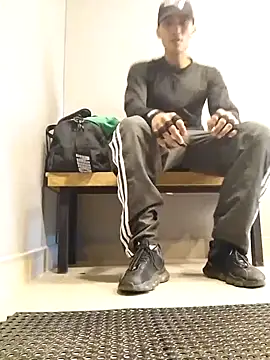 Snapshot of Liam_crox chatting on March 18, 2025, 1:09 pm Liam crox online show from March 18, 2025, 1:09 pm