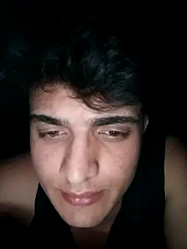 Snapshot of boy_3835 chatting on March 13, 2025, 3:11 am boy 3835 online show from March 13, 2025, 3:11 am