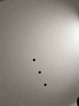 Krismil3 online show from April 17, 2026, 1:08 am