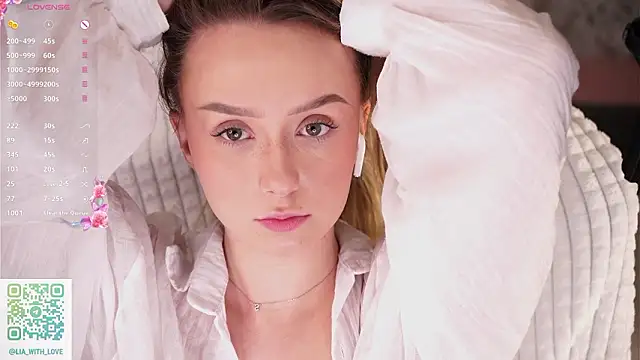 HollisBeckett online show from February 3, 2026, 7:02 am