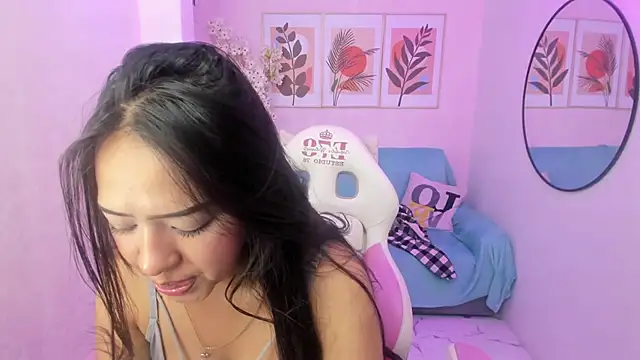 Zafiro t18 online show from February 9, 2025, 3:45 pm