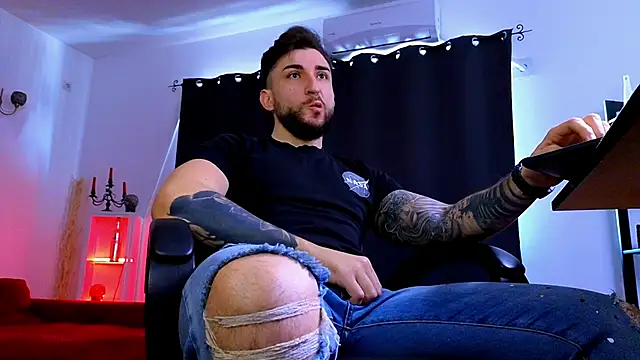 Snapshot of MightyAaron66 chatting on February 22, 2026, 7:19 am MightyAaron66 online show from February 22, 2026, 7:19 am