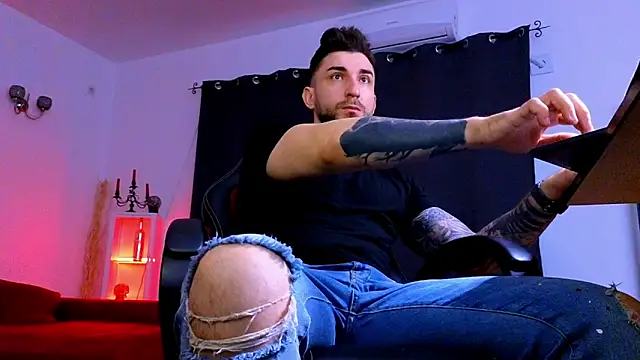 MightyAaron66 online show from March 29, 2026, 5:07 am